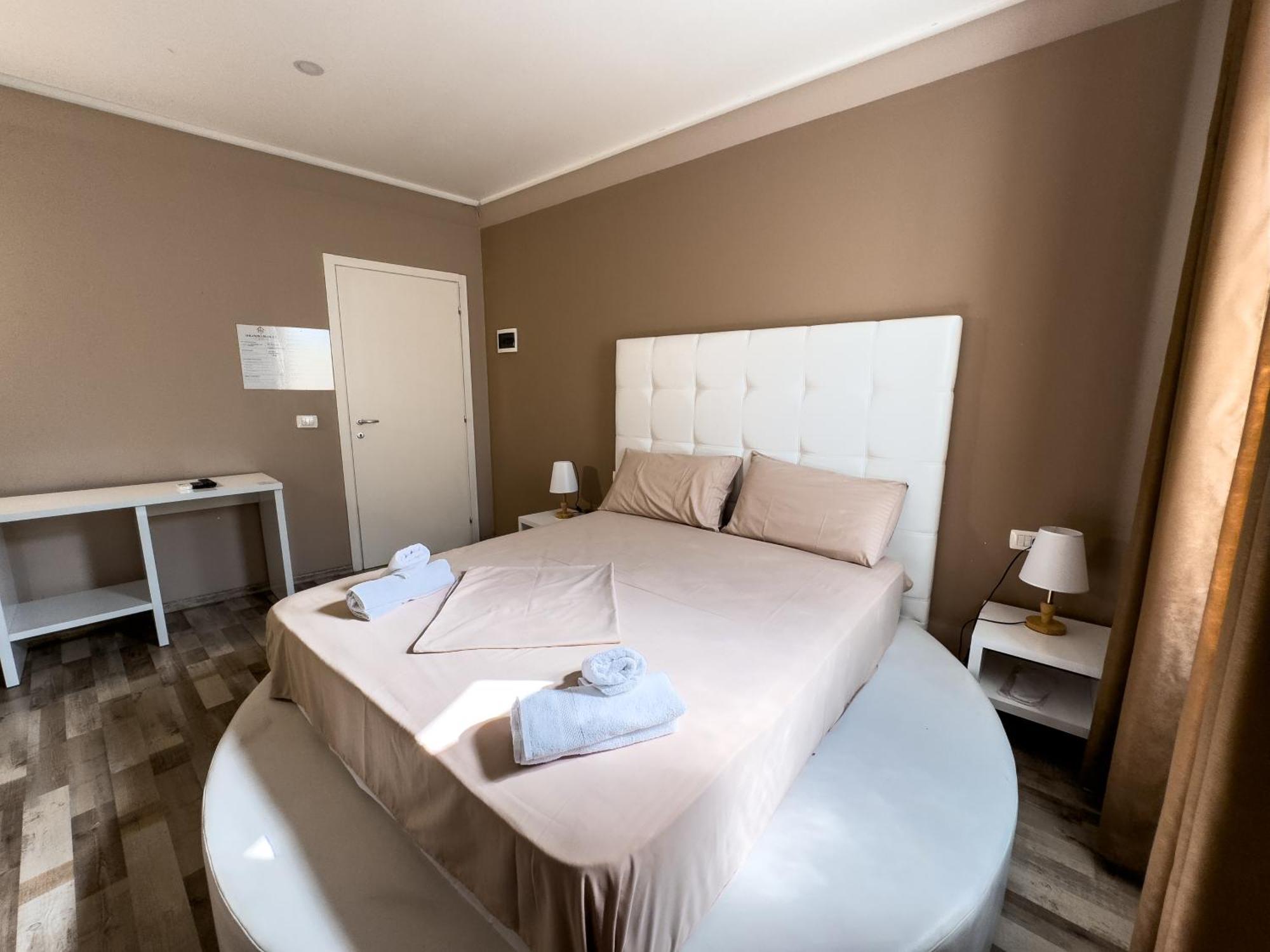 Shkodra Budget Hotel 외부 사진